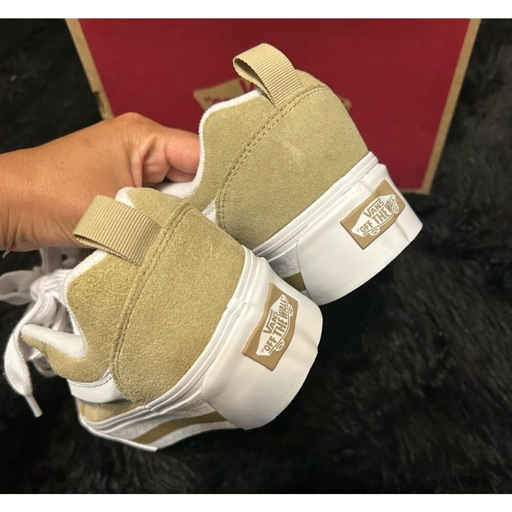 Vans Women's Beige Suede Platform Sneakers - Picture 4 of 6